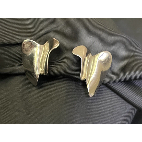 Vintage Accessocraft NYC Clip Earrings Modernist Style Clip Earrings 1"x1" - Picture 5 of 10